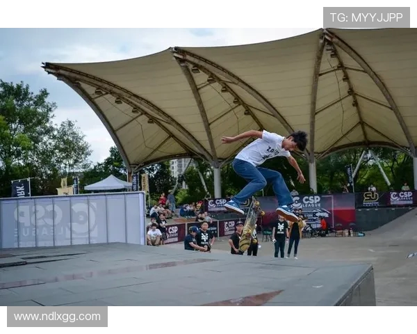 上海滑板队在世界滑板锦标赛中的速度表现分析与点评